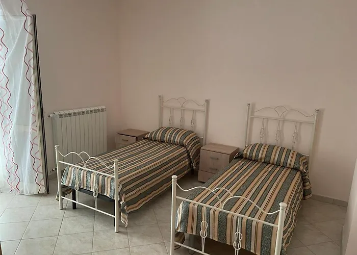 Apartamento Confortevole E Luminoso 100mq A Con Vista Sul Paese E Sul Promontorio Con Free Wifi Free Parking E Smart Tv Falerna