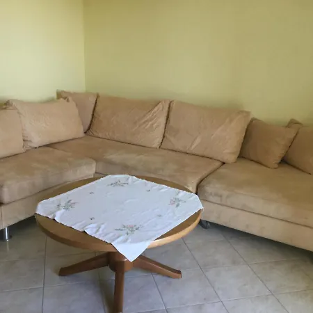 Confortevole E Luminoso 100mq A Con Vista Sul Paese E Sul Promontorio Con Free Wifi Free Parking E Smart Tv Appartement Falerna