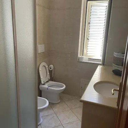 Apartment Vista: Luminoso Con Wi-fi E Parcheggio *