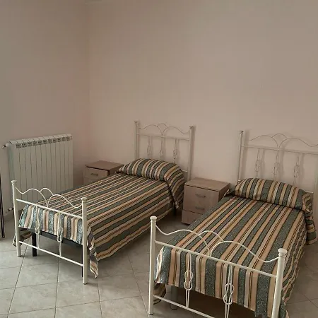 Lejlighed Confortevole E Luminoso 100mq A Con Vista Sul Paese E Sul Promontorio Con Free Wifi Free Parking E Smart Tv Falerna